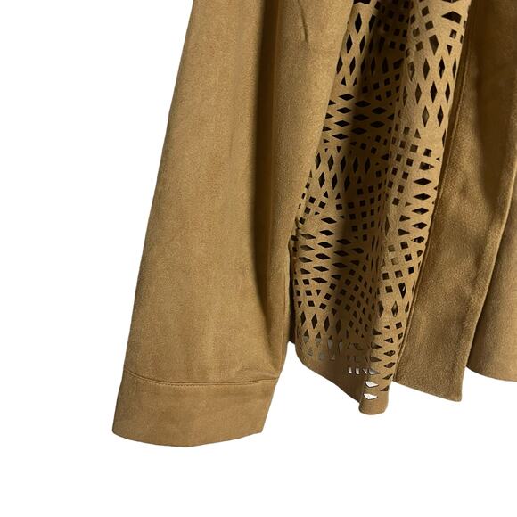 Chico’s Easy Faux Suede Perforated Jacket in Arabian Camel Size 12 - Picture 6 of 13